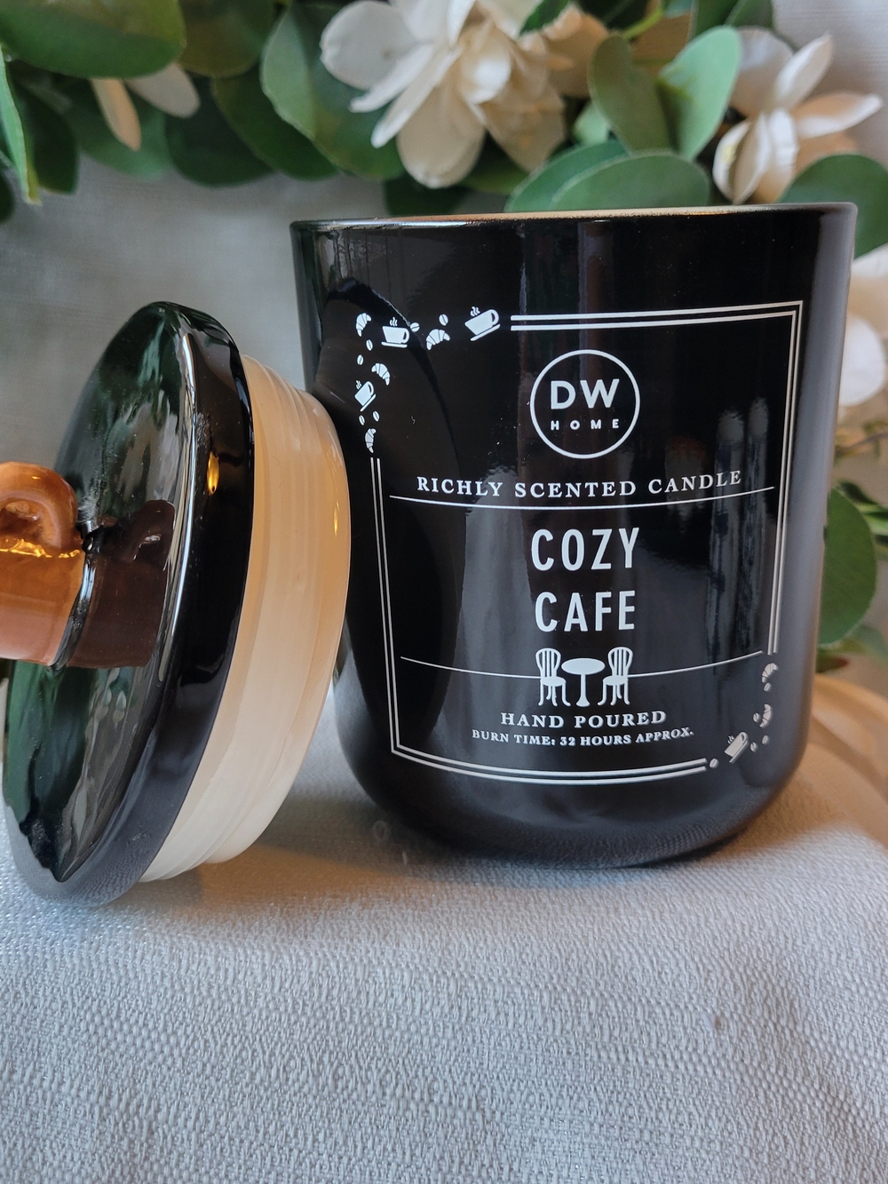 DW Home Cozy Cafe Scented Candle - Picture 2 of 2